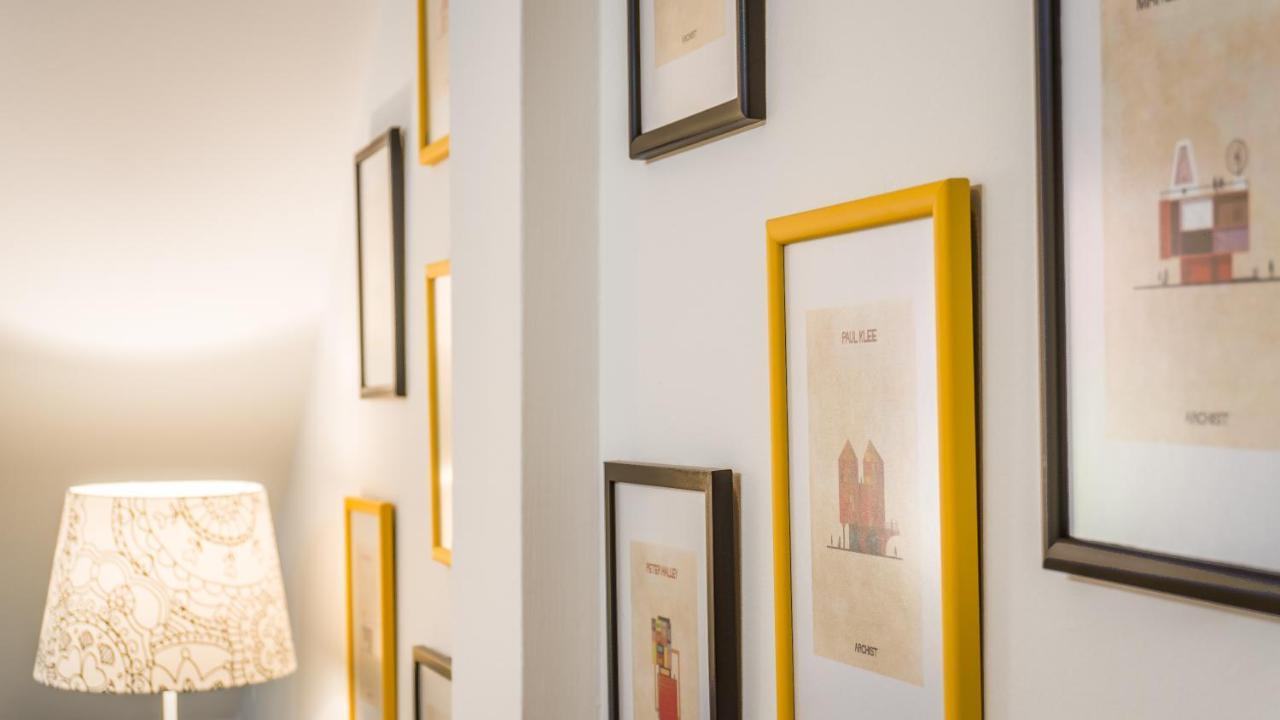 Luxury Studio 24 Gyor Bagian luar foto